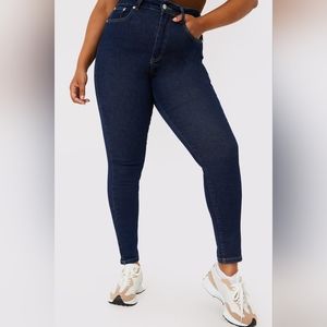 NWT Carys Whittaker IN THE STYLE Dark Blue Skinny Jeans Sz.8